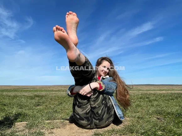 Babebarefootofficial Exclusive Leaked Nude Onlyfans #1039057
