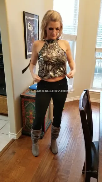 Freenola / flirtynola Exclusive Leaked Nude Onlyfans #1133658