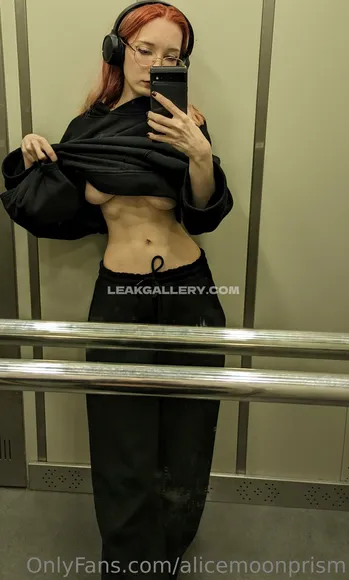 Alicemoonvip Exclusive Leaked Nude Onlyfans #1920805