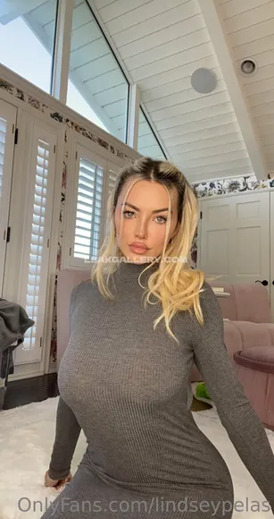 Lindseypelas Exclusive Leaked Nude Onlyfans #1802632