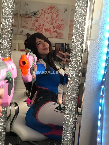 Missfloraberlin Exclusive Leaked Nude Onlyfans #2074945