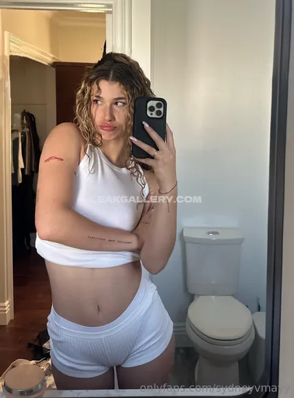 Sydneymay / sydneyvmay / sydneyy Exclusive Leaked Nude Onlyfans #2138182