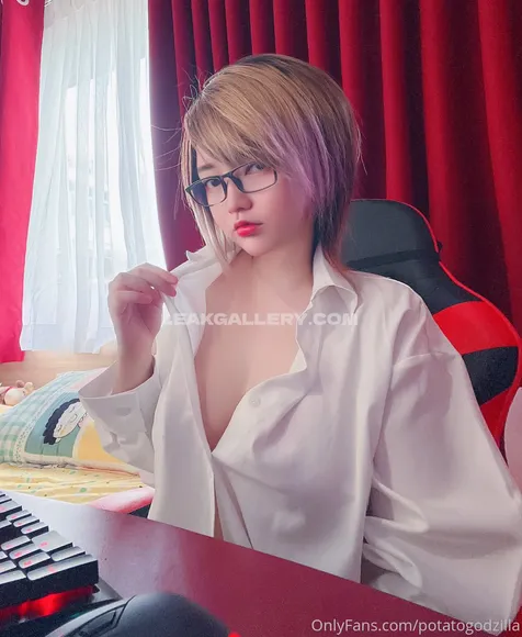Potatogodzilla Exclusive Leaked Nude Onlyfans #1906856