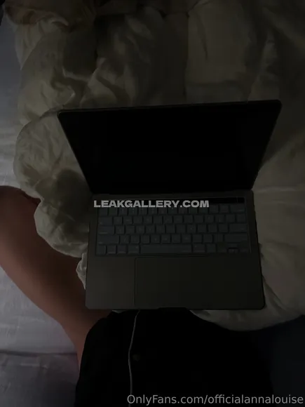 Annalouieaustin Exclusive Leaked Nude Onlyfans #1534870