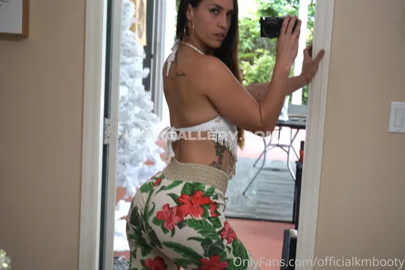 Officialkmbooty Exclusive Leaked Nude Onlyfans #1608595