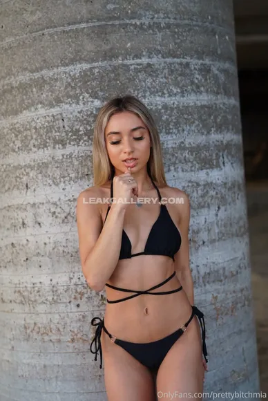 Prettybitchmia Exclusive Leaked Nude Onlyfans #1588911