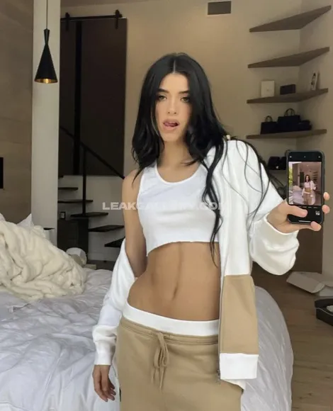 Dixiedamelio Exclusive Leaked Nude Onlyfans #2133406