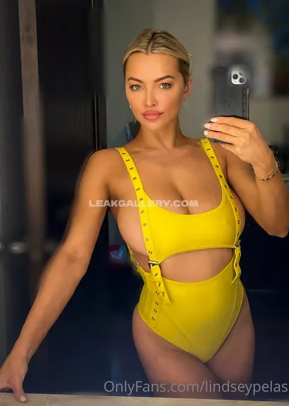 Lindseypelas Exclusive Leaked Nude Onlyfans #1801485
