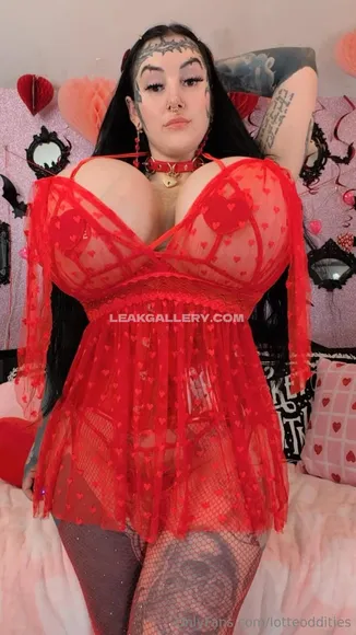 Lotteodditiesfree / lotteoddities Exclusive Leaked Nude Onlyfans #1127090