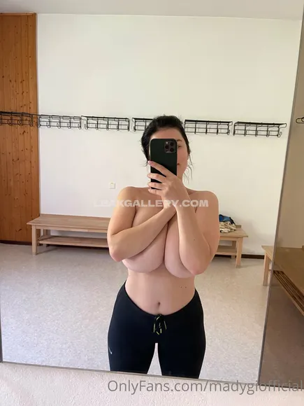 Madygiofficial / madygioofficial Exclusive Leaked Nude Onlyfans #1709628