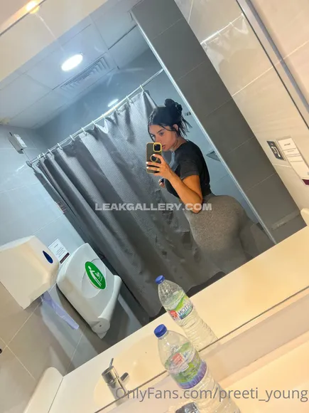 Priya_y / preeti_young Exclusive Leaked Nude Onlyfans #816213