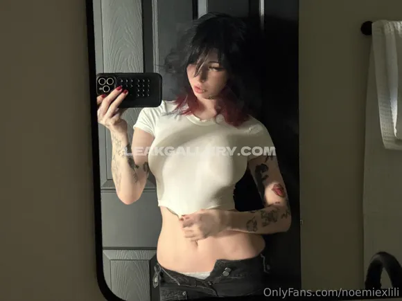 Noemiexlili / cinna.noe / cinnanoe / noemixlili Exclusive Leaked Nude Onlyfans #2139676