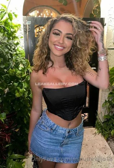 Malutrevejo18 / malutrevejo / malutrevjo / malu_trevejo Exclusive Leaked Nude Onlyfans #1744407