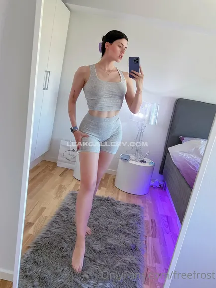 Adelinefrost Exclusive Leaked Nude Onlyfans #2035045