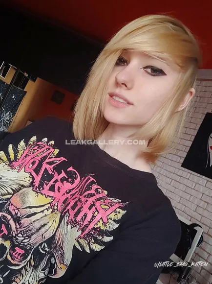 Littleemokitten Exclusive Leaked Nude Onlyfans #2189545