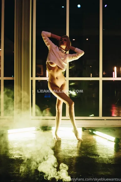 Skyebluewantsu Exclusive Leaked Nude Onlyfans #1790834