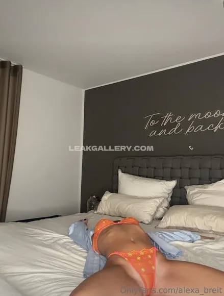 Alexabreit Exclusive Leaked Nude Onlyfans #1101734