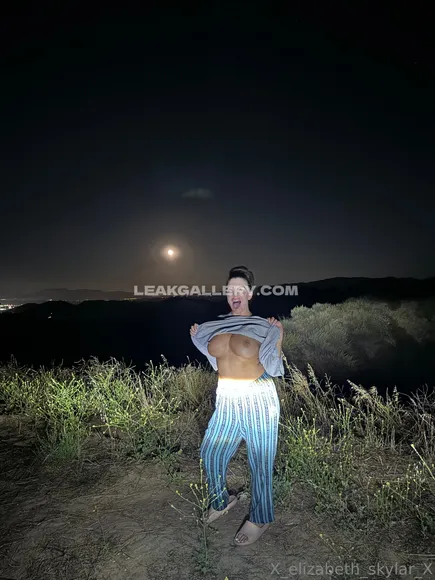 X_elizabeth_skylar_x Exclusive Leaked Nude Onlyfans #740140