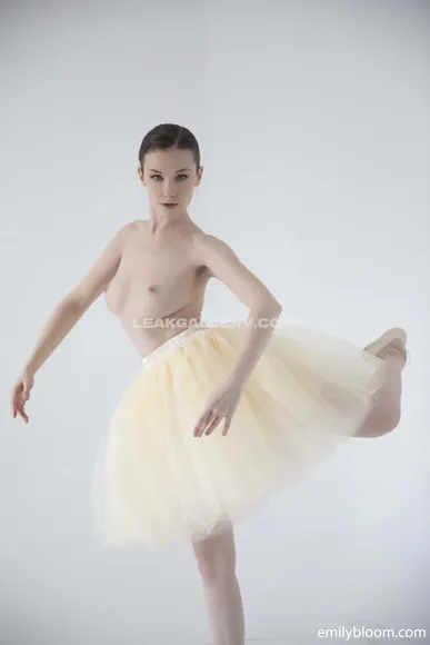 Theemilybloom Exclusive Leaked Nude Onlyfans #2008990
