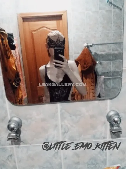 Littleemokitten Exclusive Leaked Nude Onlyfans #2184730