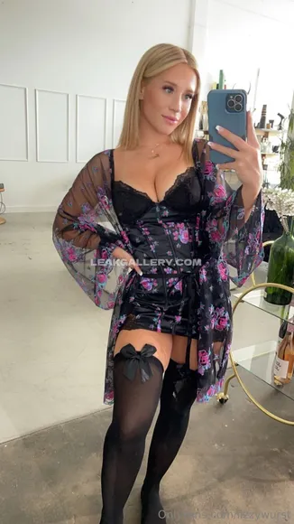 Lizzywurst Exclusive Leaked Nude Onlyfans #1199778