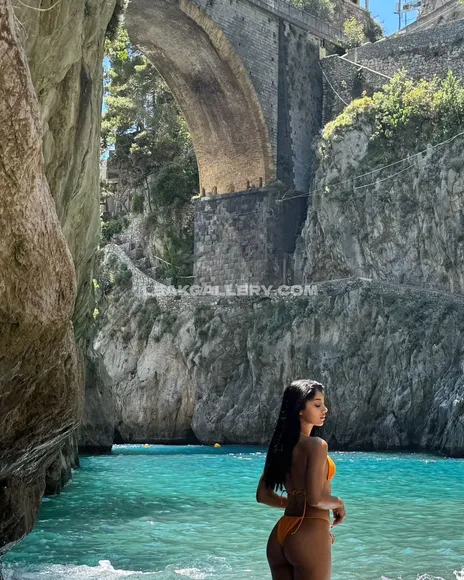 Liviasiren Exclusive Leaked Nude Onlyfans #1128107
