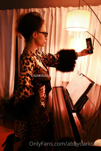 Abbydarkstar Exclusive Leaked Nude Onlyfans #1401176