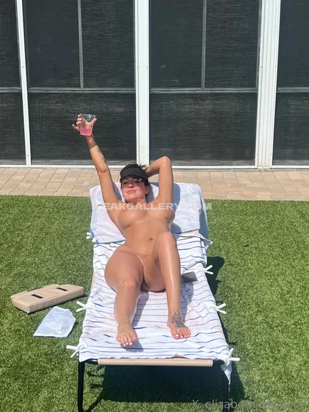 X_elizabeth_skylar_x Exclusive Leaked Nude Onlyfans #733126