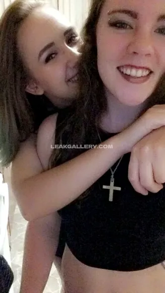Haileeandkendra Exclusive Leaked Nude Onlyfans #2227898