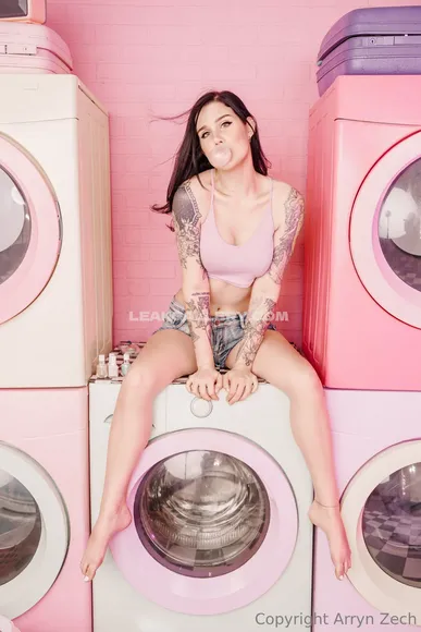 Arryn Exclusive Leaked Nude Onlyfans #755529