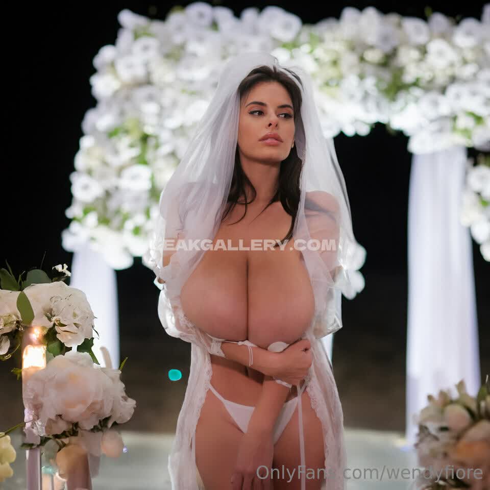 Wendyfiore Exclusive Leaked Nude OnlyFans #1483724
