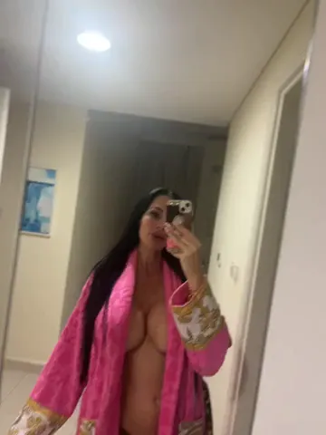 Yvonne_bar Exclusive Leaked Nude Onlyfans #1021964