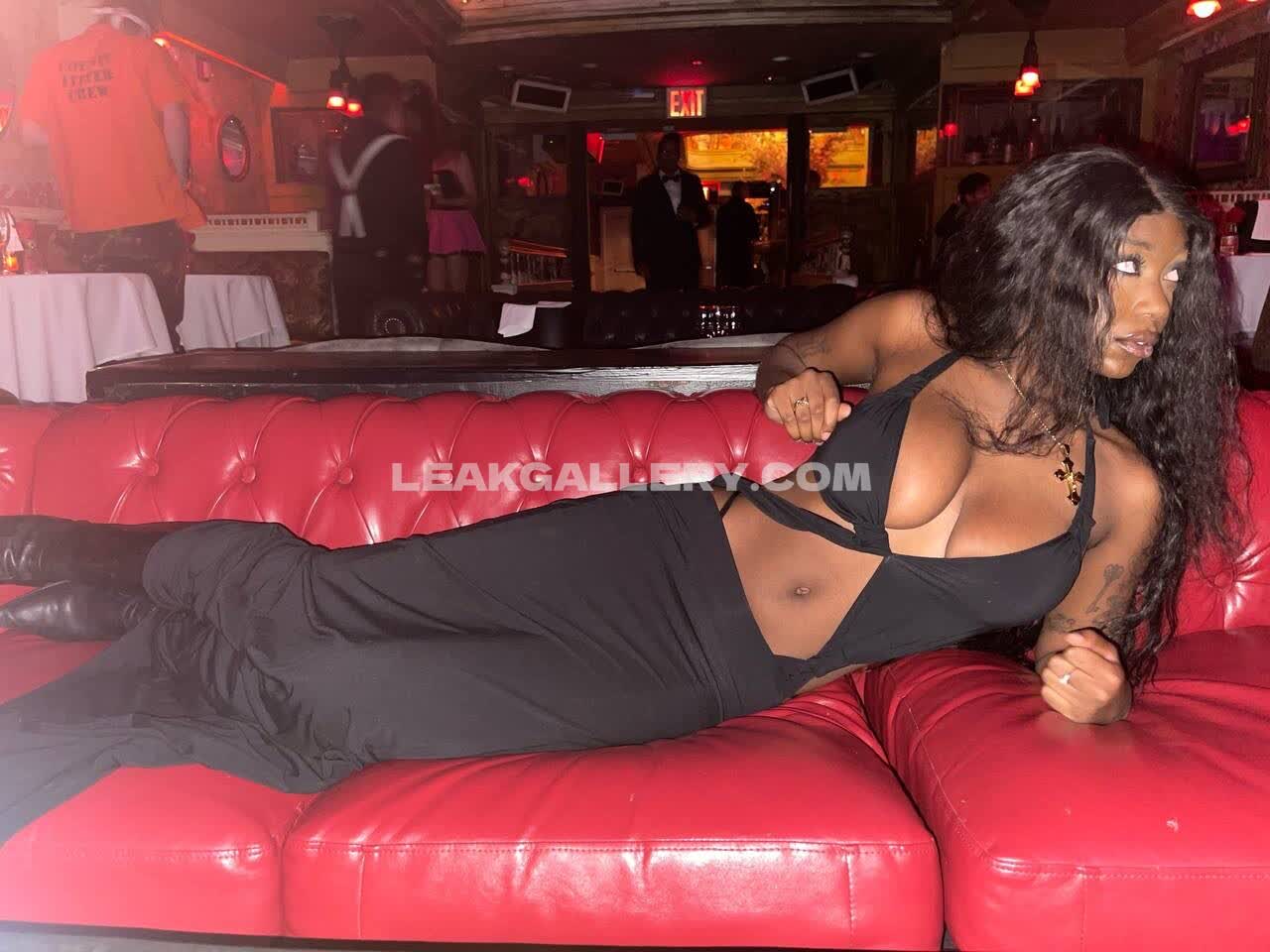 444ajsworld Exclusive Leaked Nude OnlyFans #7096050