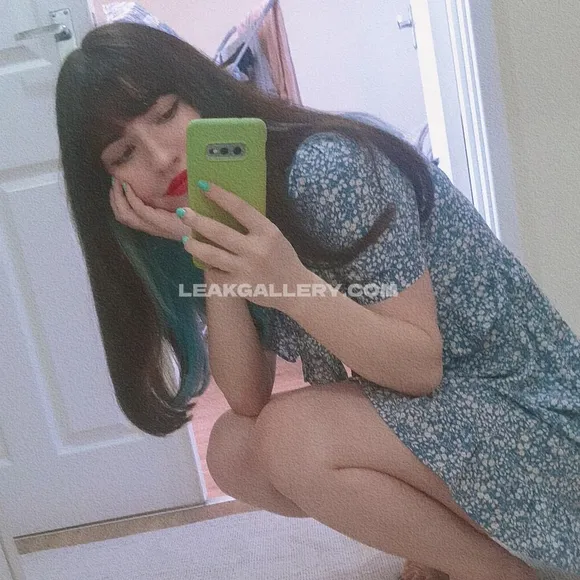 _ezbae_