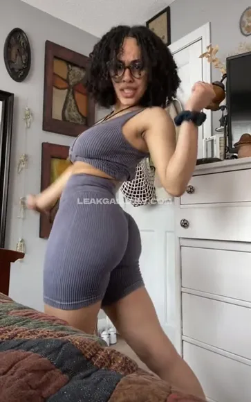 Aaliyeezyy Exclusive Leaked Nude OnlyFans #7311382