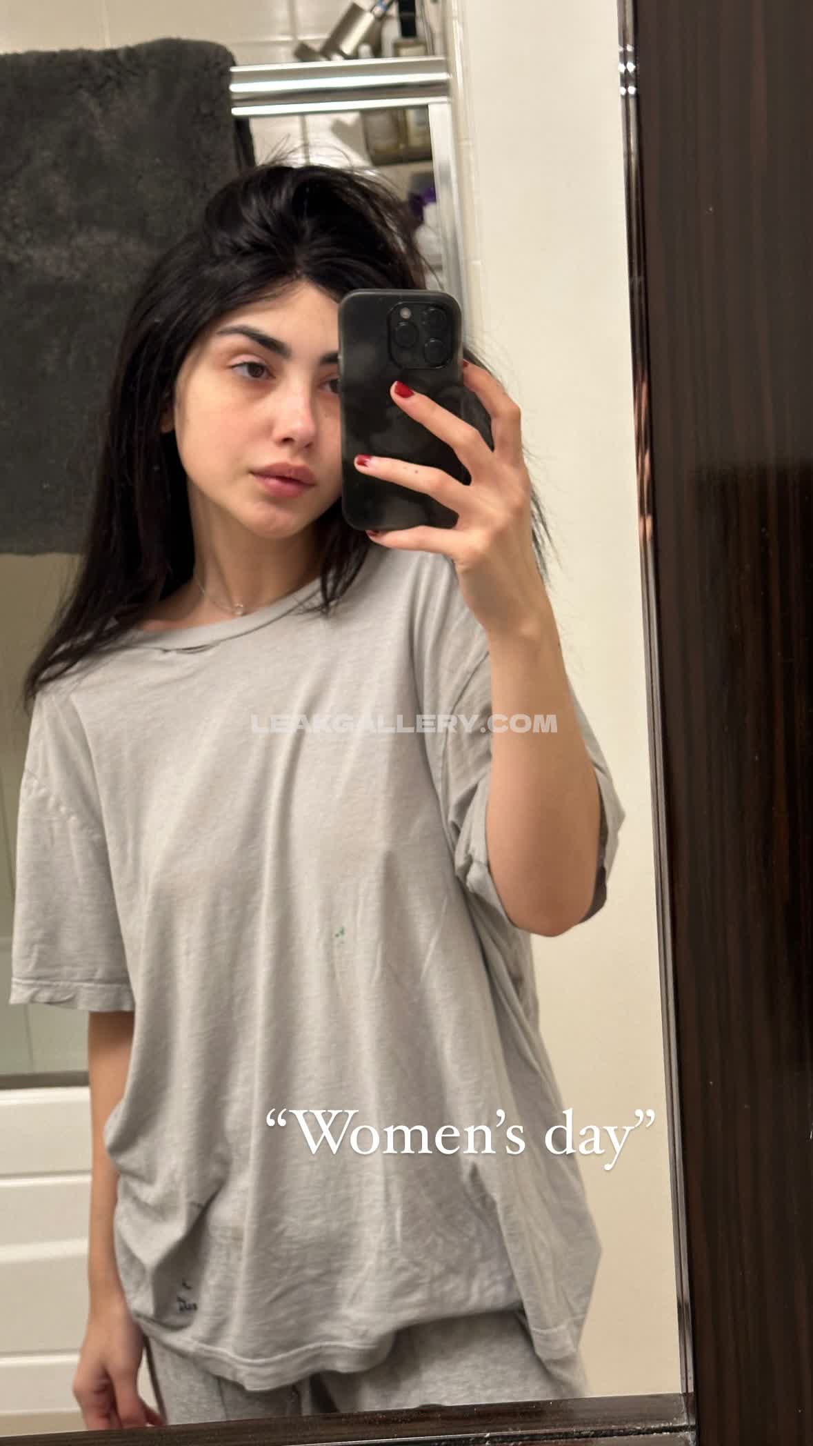 Alexamansour Exclusive Leaked Nude OnlyFans #4107931