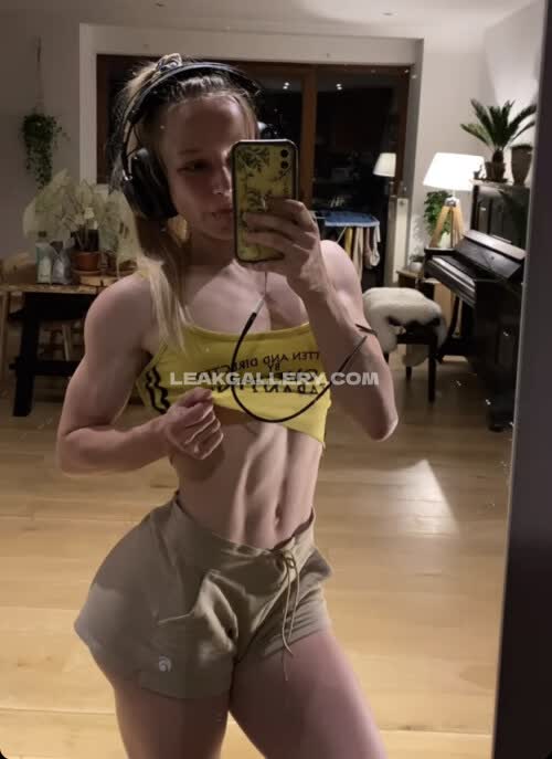 Aline_dessine / alinedessine Exclusive Leaked Nude OnlyFans #4051401
