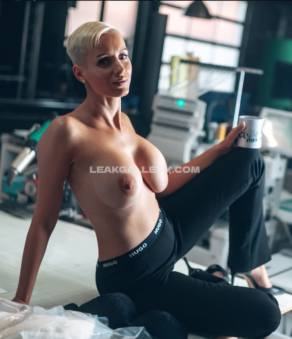 Anikeekina Exclusive Leaked Nude OnlyFans #8165015