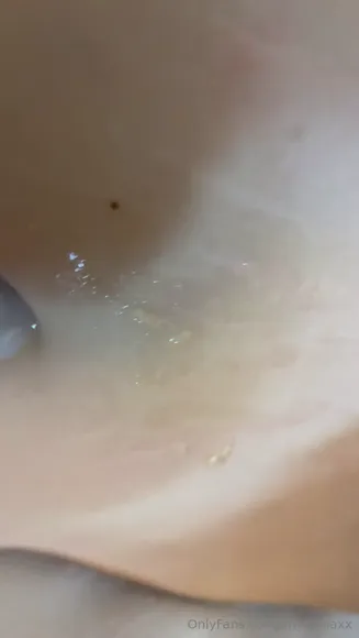 anyatruax video thumbnail
