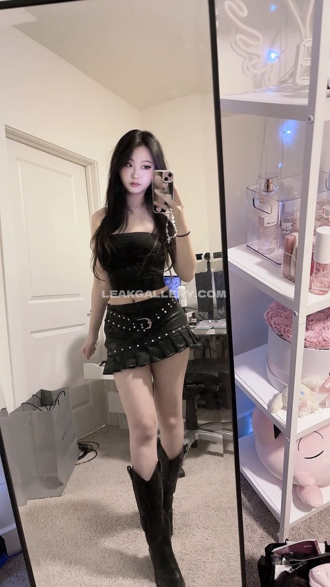 Apeachy777 Exclusive Leaked Nude OnlyFans #7919465