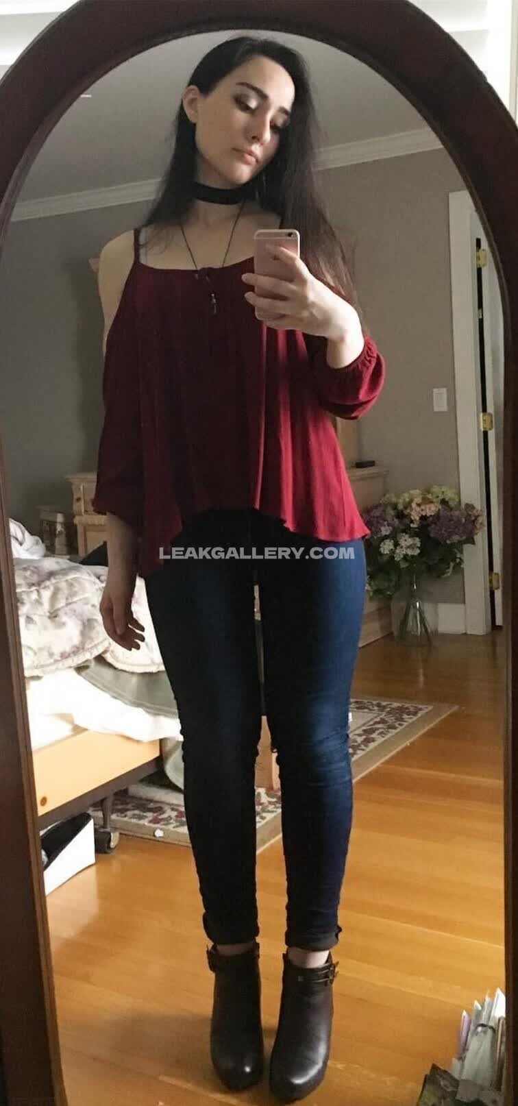 Aribeee Exclusive Leaked Nude OnlyFans #8079404