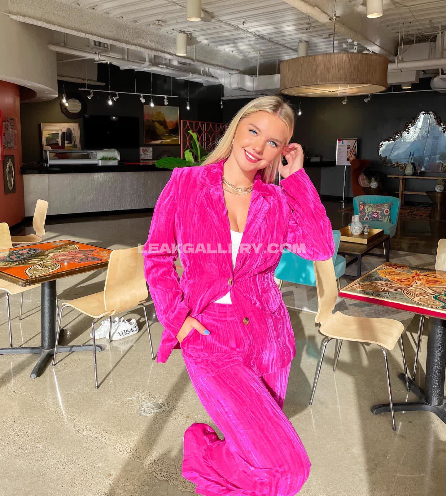 Autumnkrisher Exclusive Leaked Nude OnlyFans #6211378