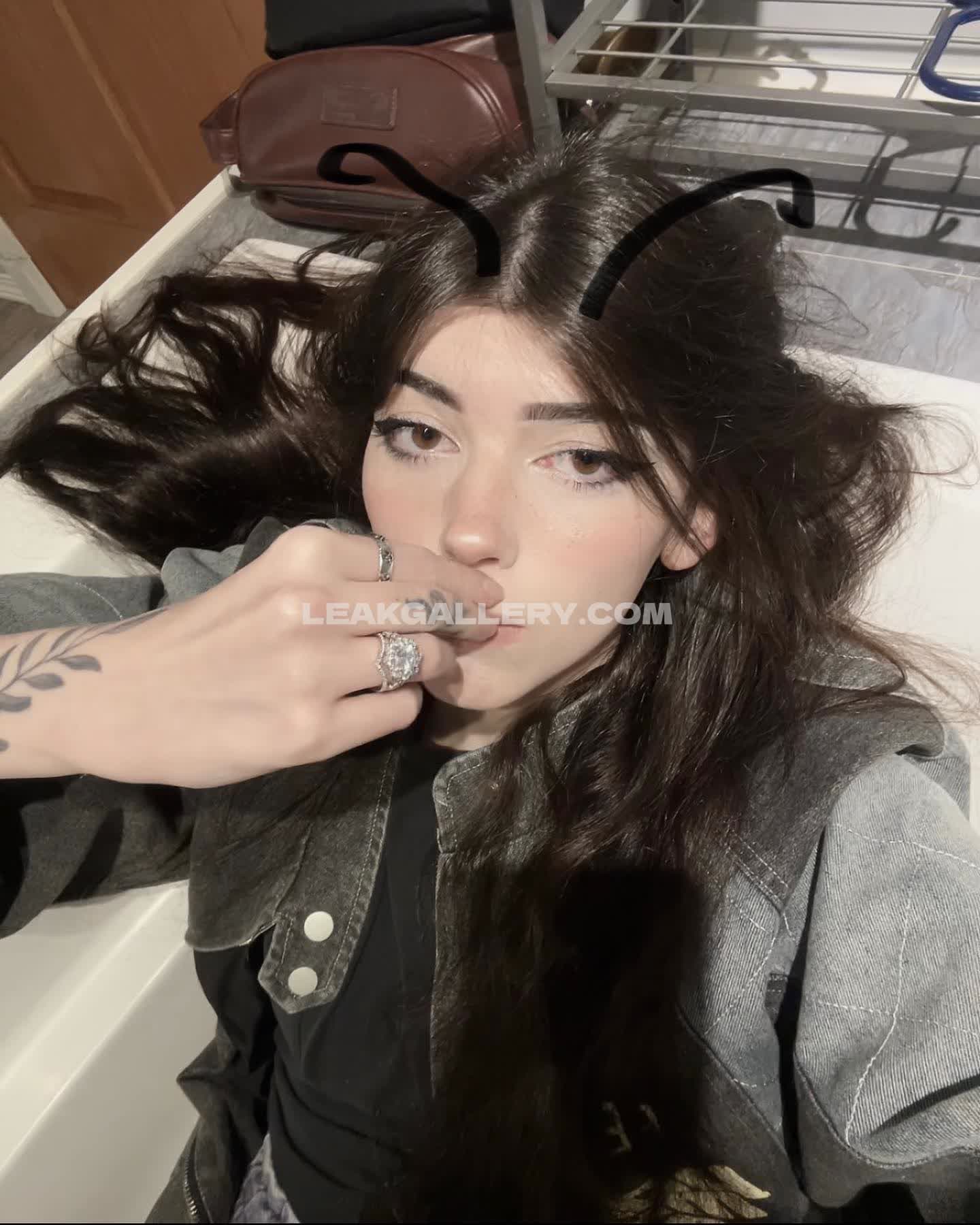 Ayohomie Exclusive Leaked Nude OnlyFans #7683883