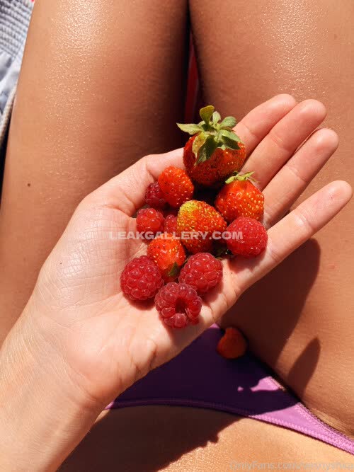 Battyredhair Exclusive Leaked Nude OnlyFans #2963671