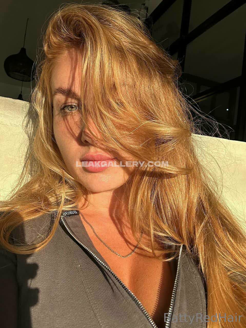 Battyredhair Exclusive Leaked Nude OnlyFans #2960912