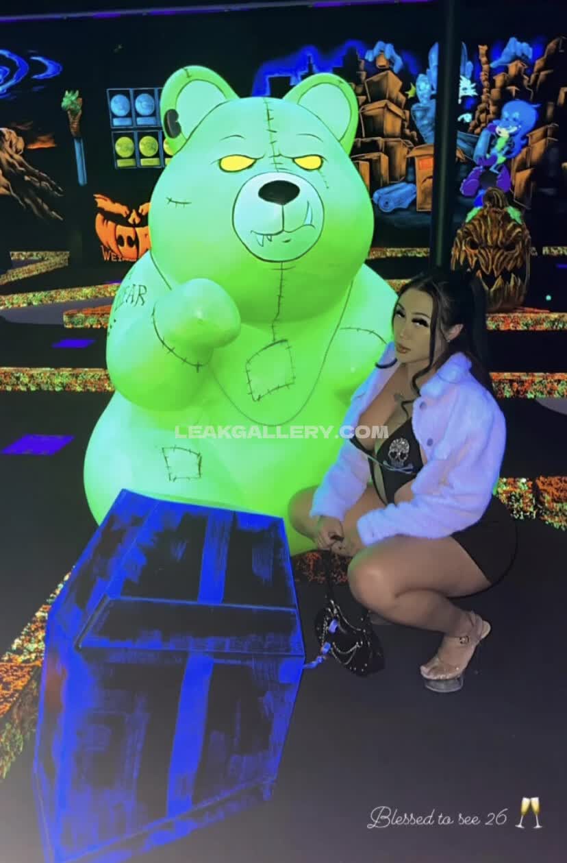 Beamerbabe Exklusiv geleakte Nacktbilder von OnlyFans #7663905