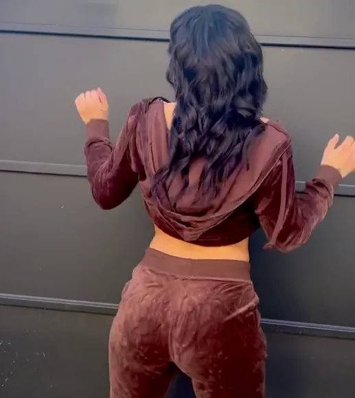 belenegri video thumbnail