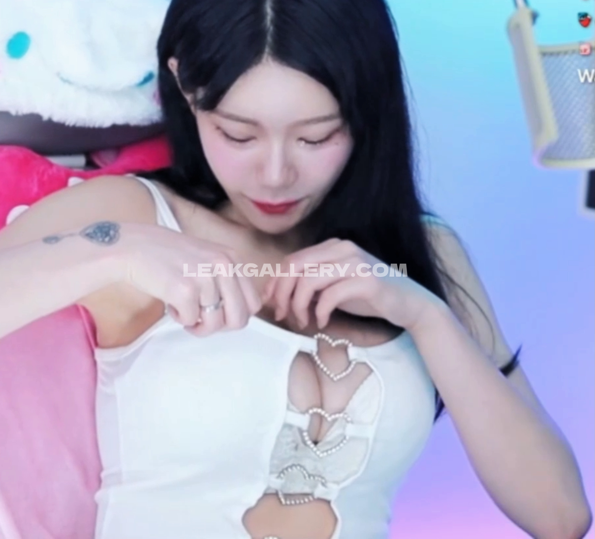 Berry_is_blooming Exclusive Leaked Nude OnlyFans #7727127