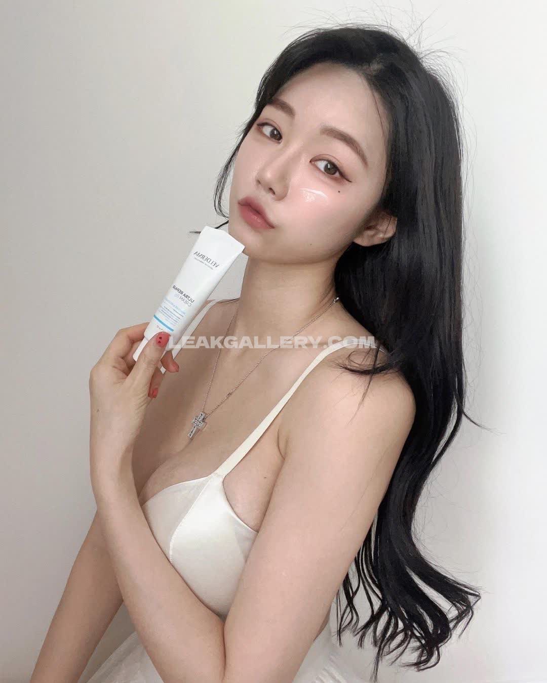 Berry_is_blooming Exclusive Leaked Nude OnlyFans #7727336