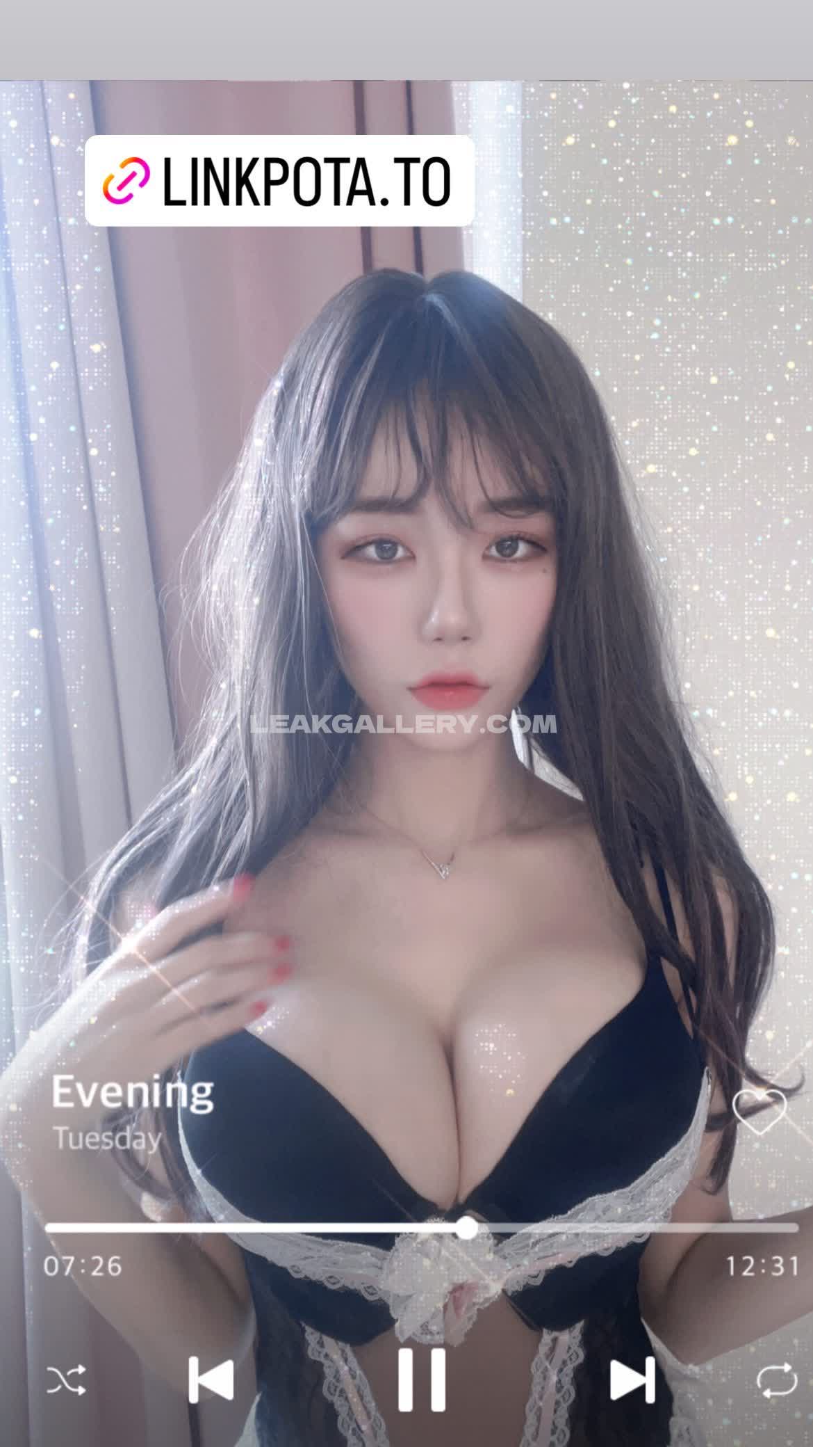 Berry_is_blooming Exclusive Leaked Nude OnlyFans #7721456
